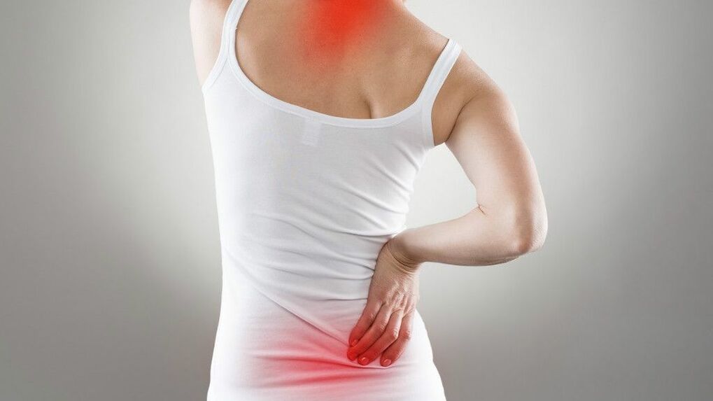 bolečine v spodnjem delu hrbta pri ženski