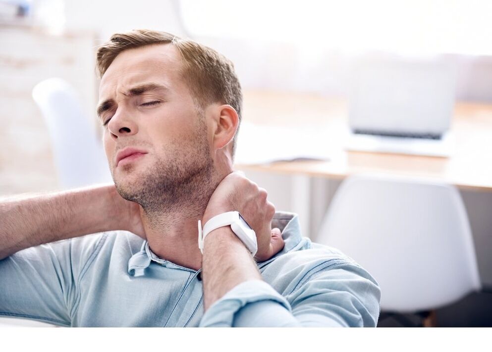 bolečine v vratu pri moškem zaradi tumorja